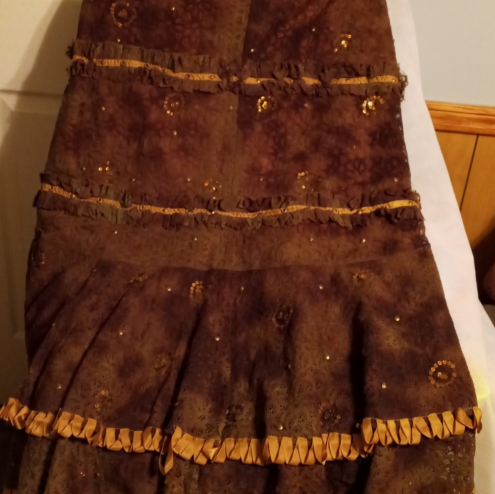 Ladies skirt